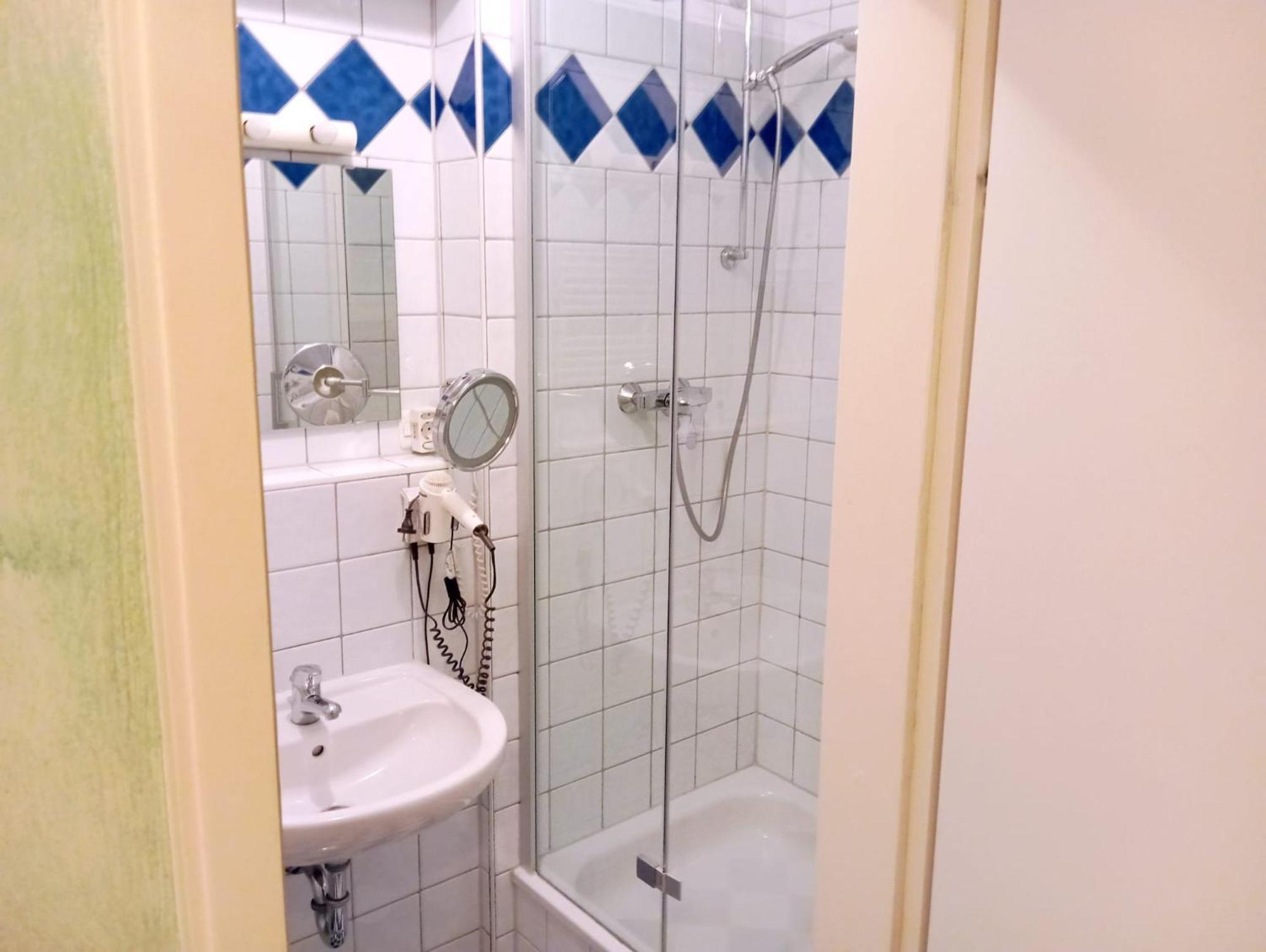 Eichen Schloessl Hotel Munich Luaran gambar